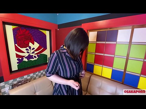 ❤️ Una maca japonesa de grans tetes es masturba amb joguines sexuals i té un orgasme. Ella parla en una entrevista de la seva putada experiència. Tetes enormes i cony pelut gemegant fort. Osakaporn Porno al ca.liporno.ru ️❤